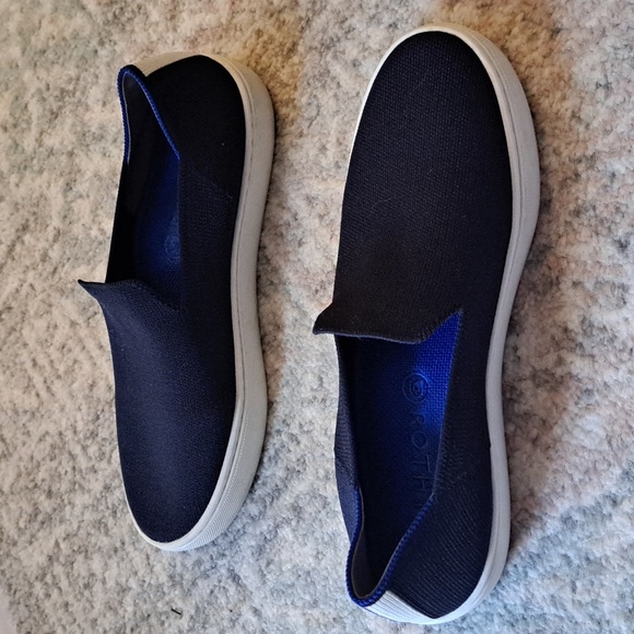 Rothys Original Sneaker - Picture 6 of 10